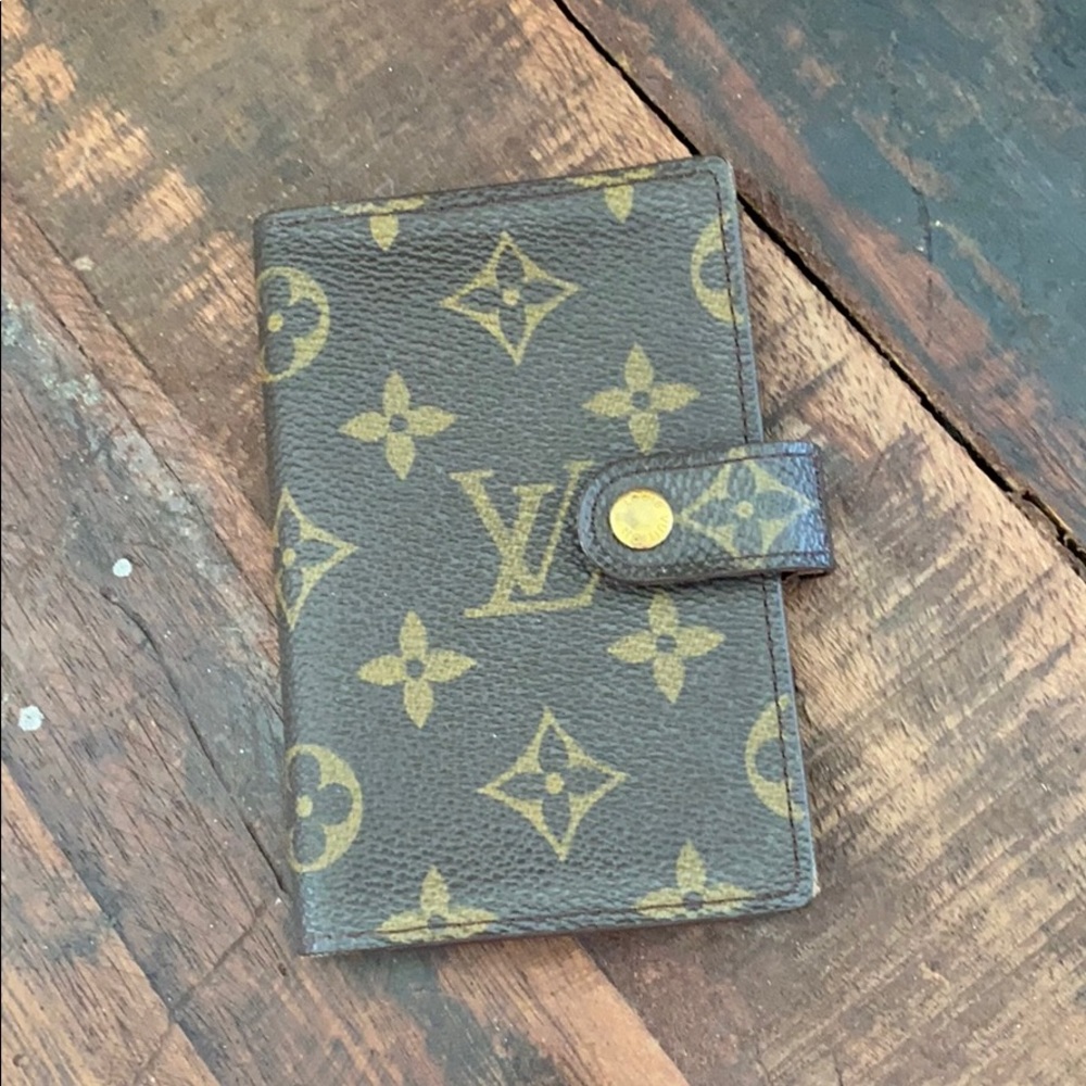 Louis Vuitton Mini Agenda Notebook Cover